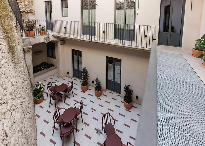 Bravissimo Vivaldi 3b, Monthly Apartament